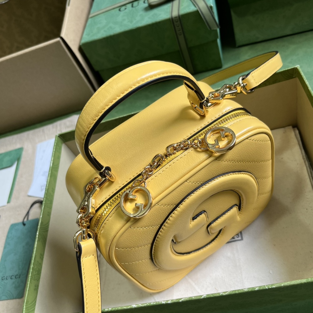 Gucci Blondie handbag.