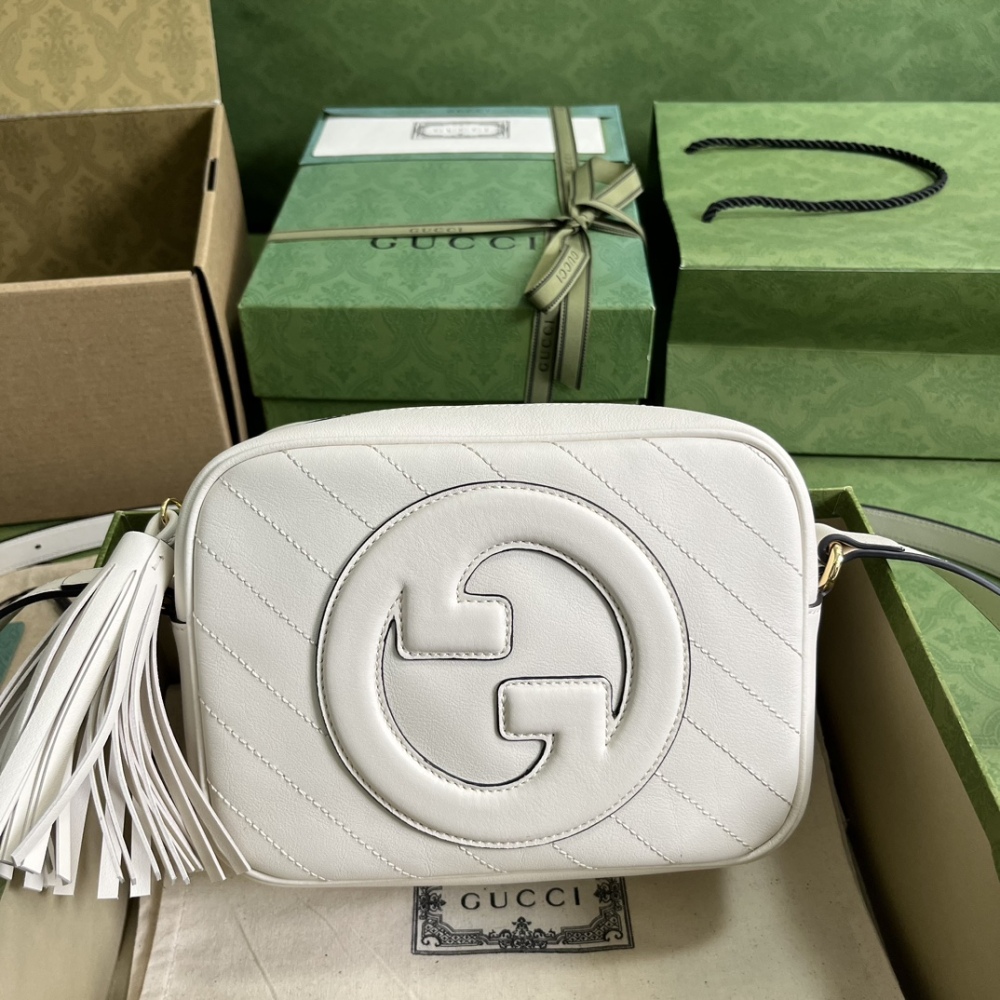 Gucci Blondie small shoulder bag