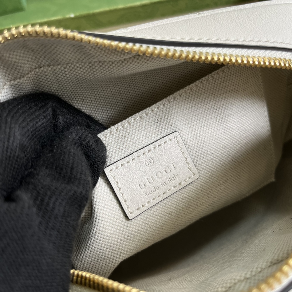 Gucci Blondie small shoulder bag