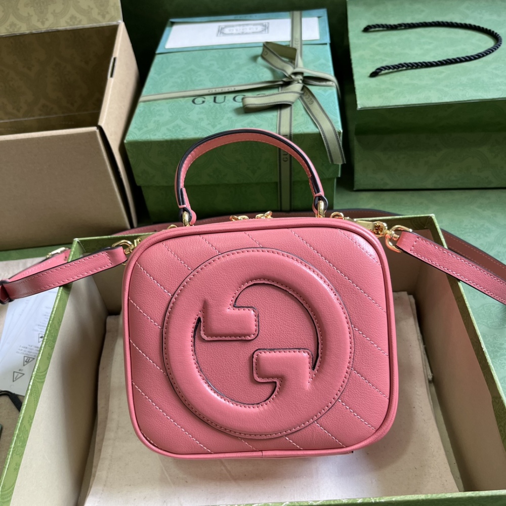 Gucci Blondie handbag.