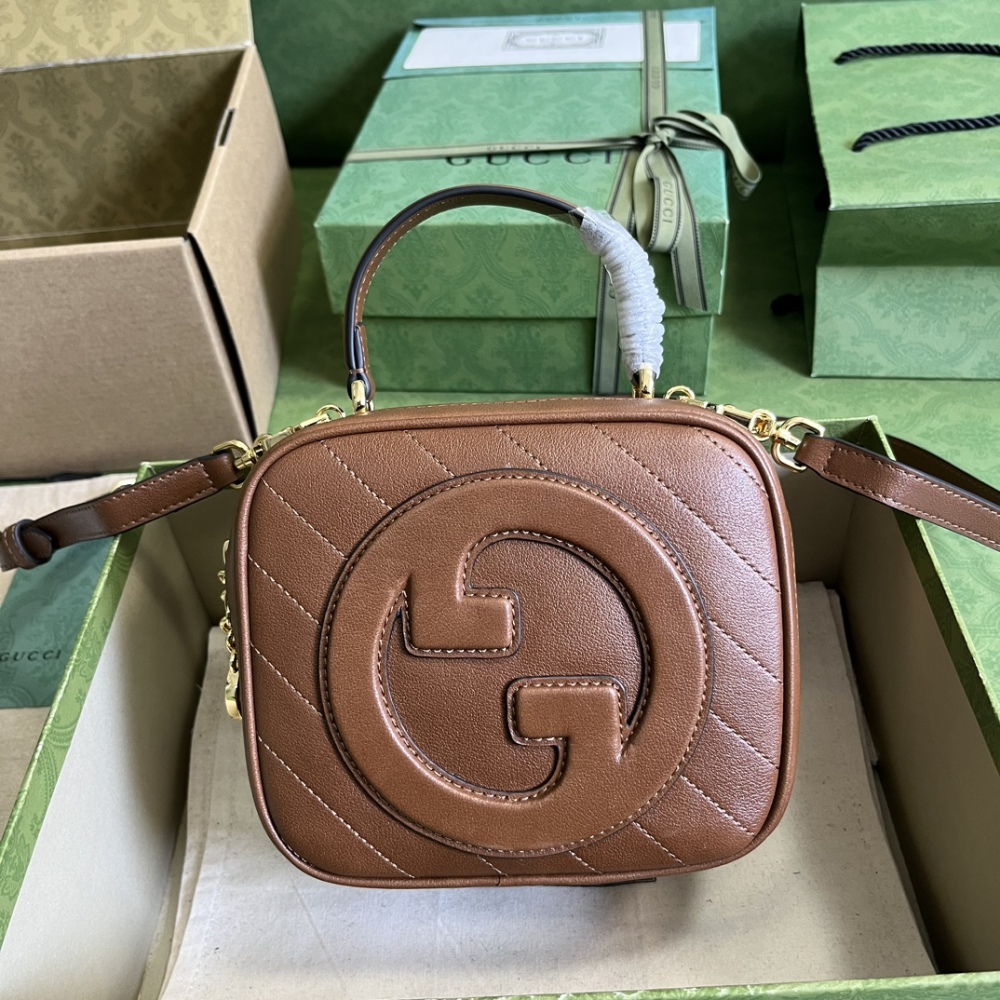 Gucci Blondie handbag.