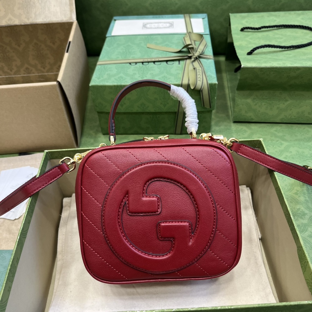 Gucci Blondie handbag.