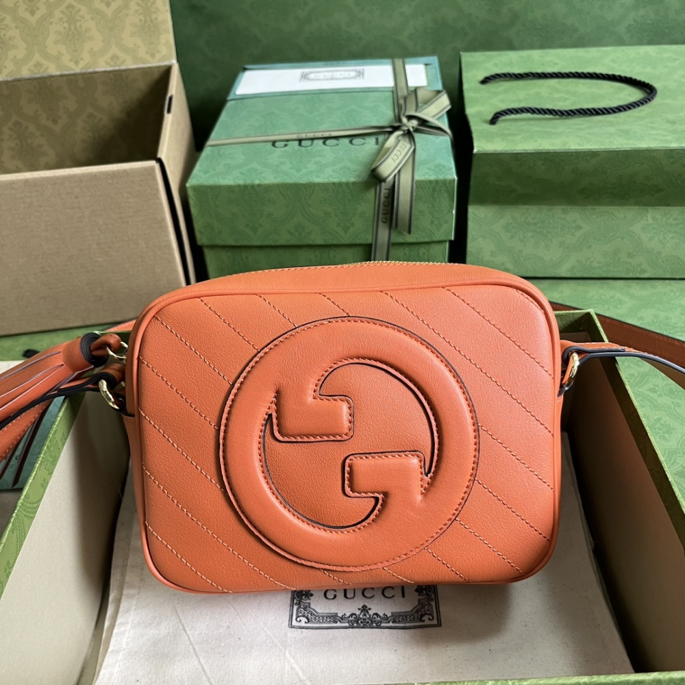 Gucci Blondie small shoulder bag
