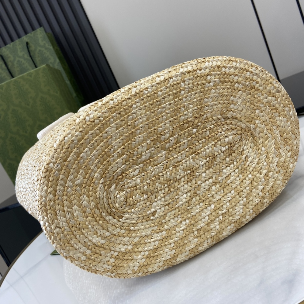 GG Super Straw Effect Handbag