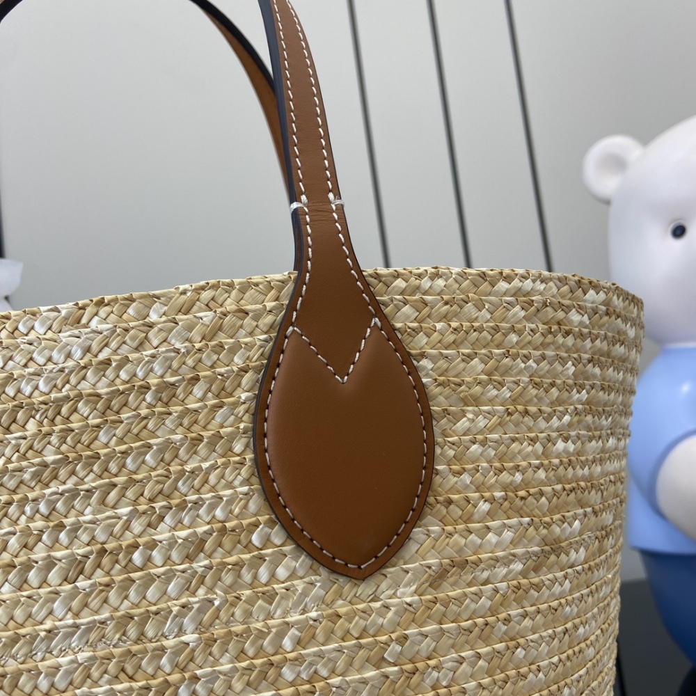 GG Super Straw Effect Handbag