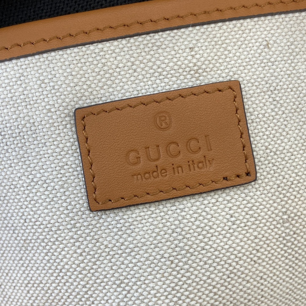 GG Super Straw Effect Handbag