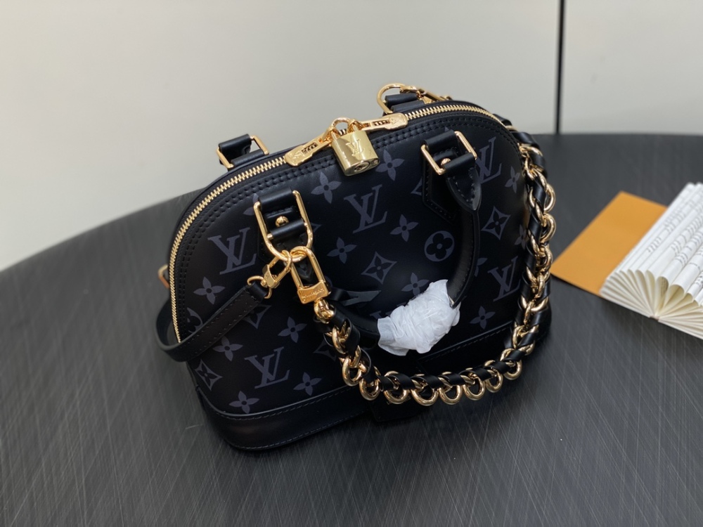 Black Full Leather Silk Screen Printed Shell Bag
