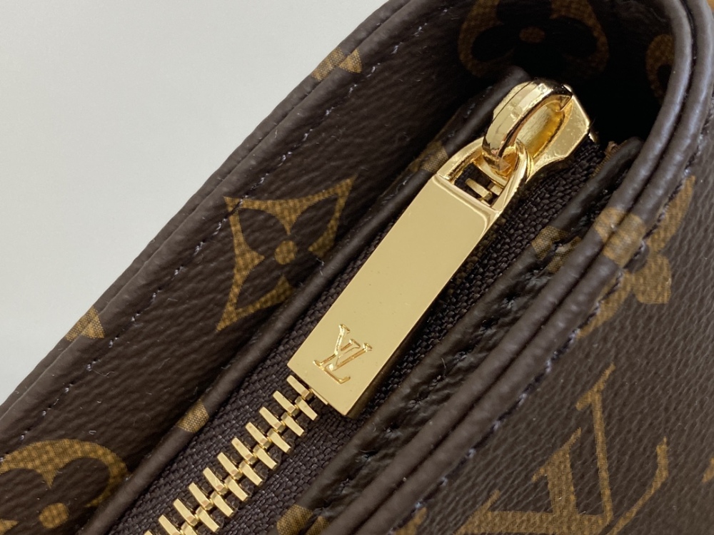LV  Old Flower Variable Code Chip Version Vintage Bag