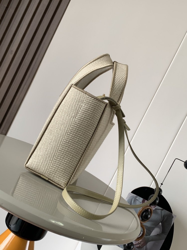 Small Jacquard Canvas