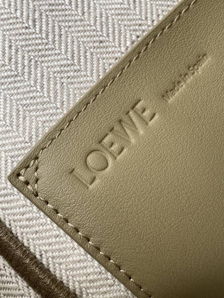 Small Jacquard Canvas