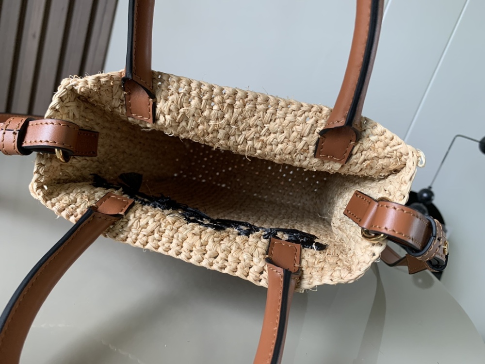 Standard A5 Tote Bag in raffia