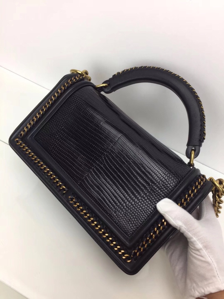 67086 Handheld Black Lizard Skin