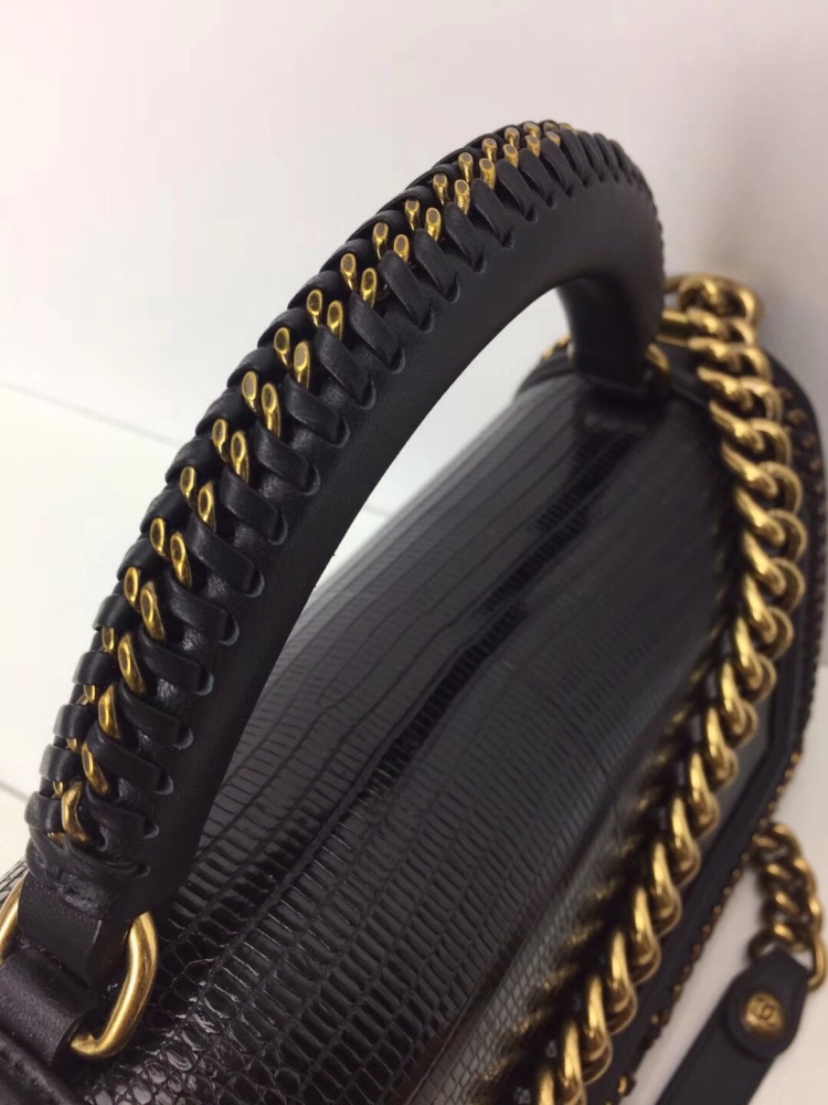 67086 Handheld Black Lizard Skin