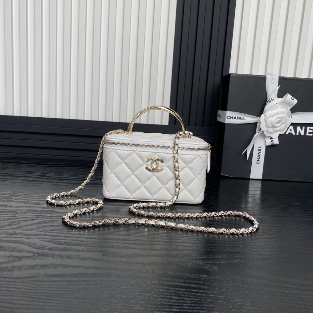 24k Rhinestone Handle Cosmetic Bag AP4317
