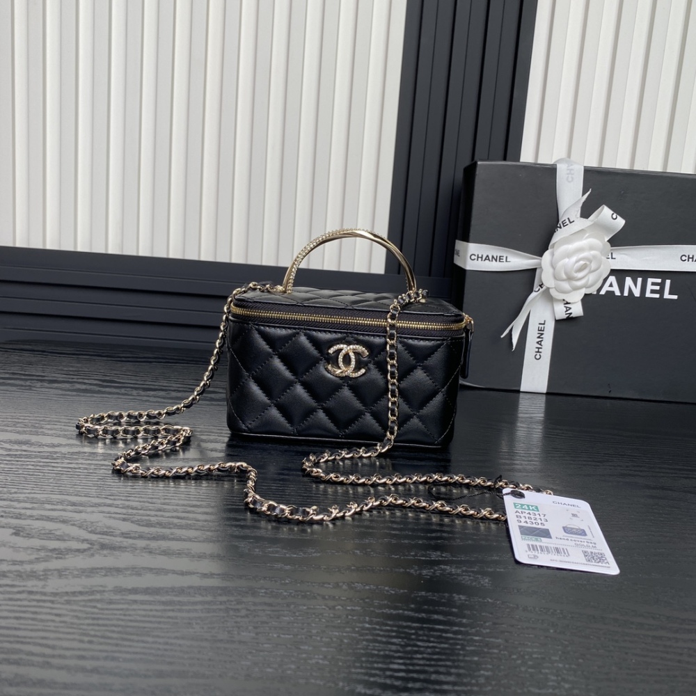 24k Rhinestone Handle Cosmetic Bag AP4317