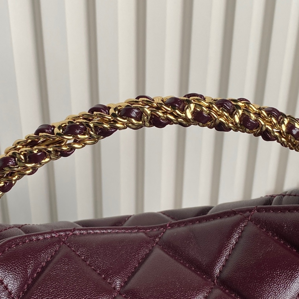 24B Lunchbox Bag Hobo Braided Handle AP4189 with Metal Chain