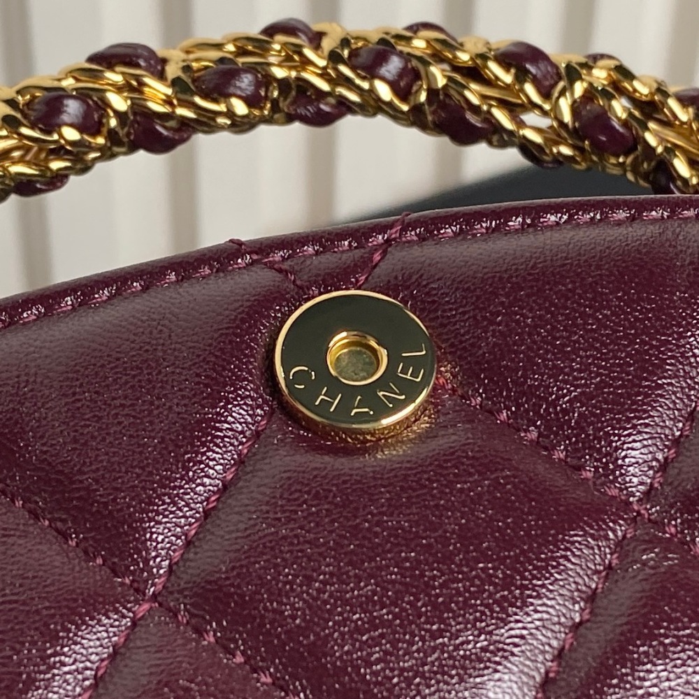 24B Lunchbox Bag Hobo Braided Handle AP4189 with Metal Chain