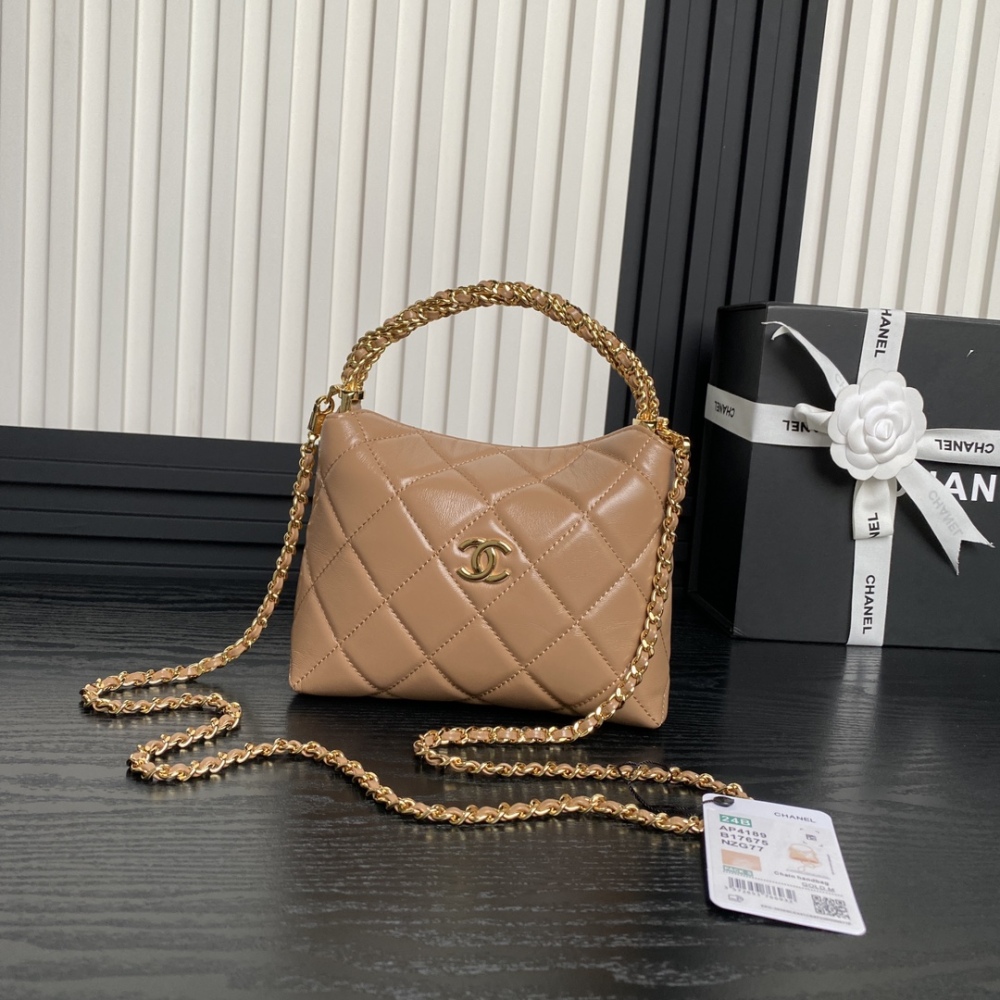 24B Lunchbox Bag Hobo Braided Handle AP4189 with Metal Chain