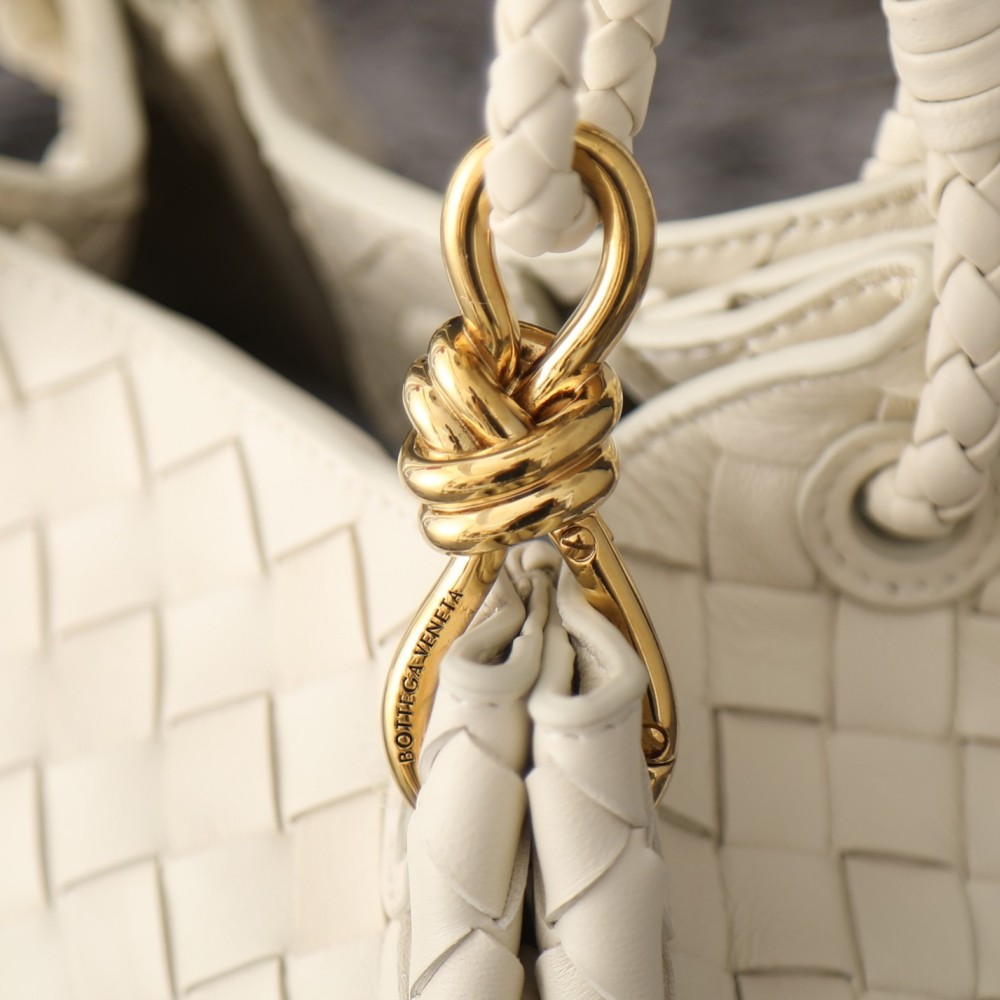 Parachute tote bag