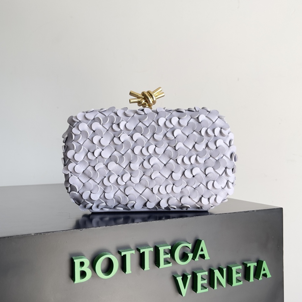 Program family 24 spring fashion petal weaving evening bag no logo