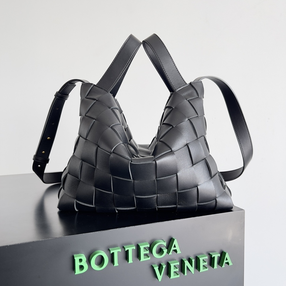 bowling bag