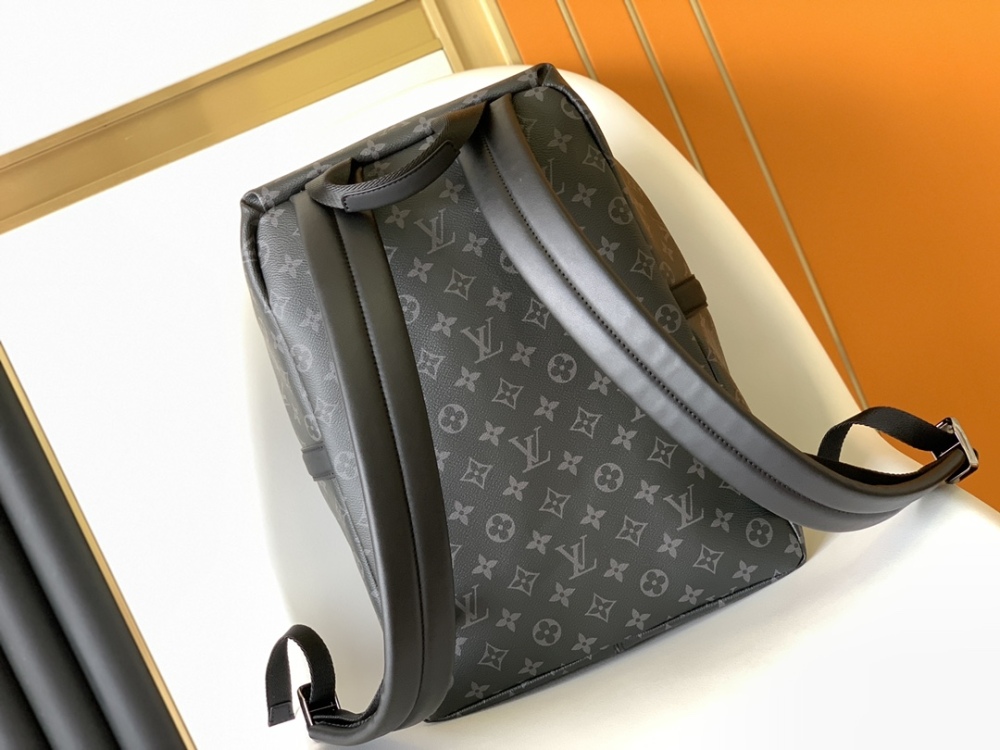 duffel bag