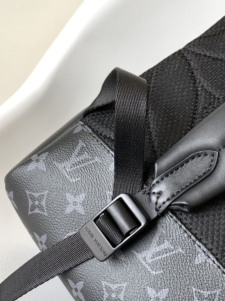 Top quality original M45335 Dean shoulder bag in black flower and black checkerboard