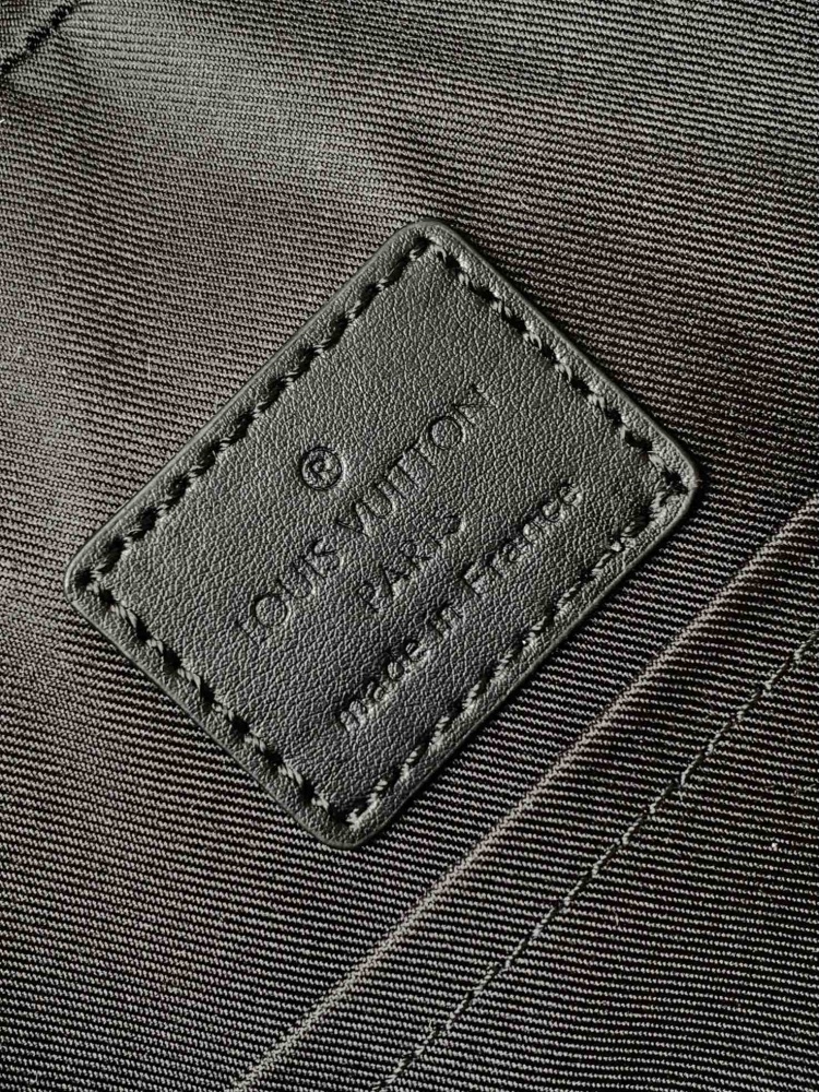 Top quality original M45335 Dean shoulder bag in black flower and black checkerboard