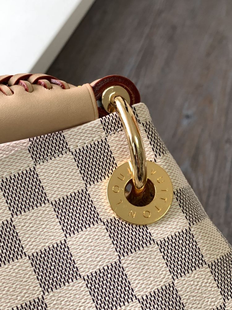 White Check Wrap      Old Flower Handbag