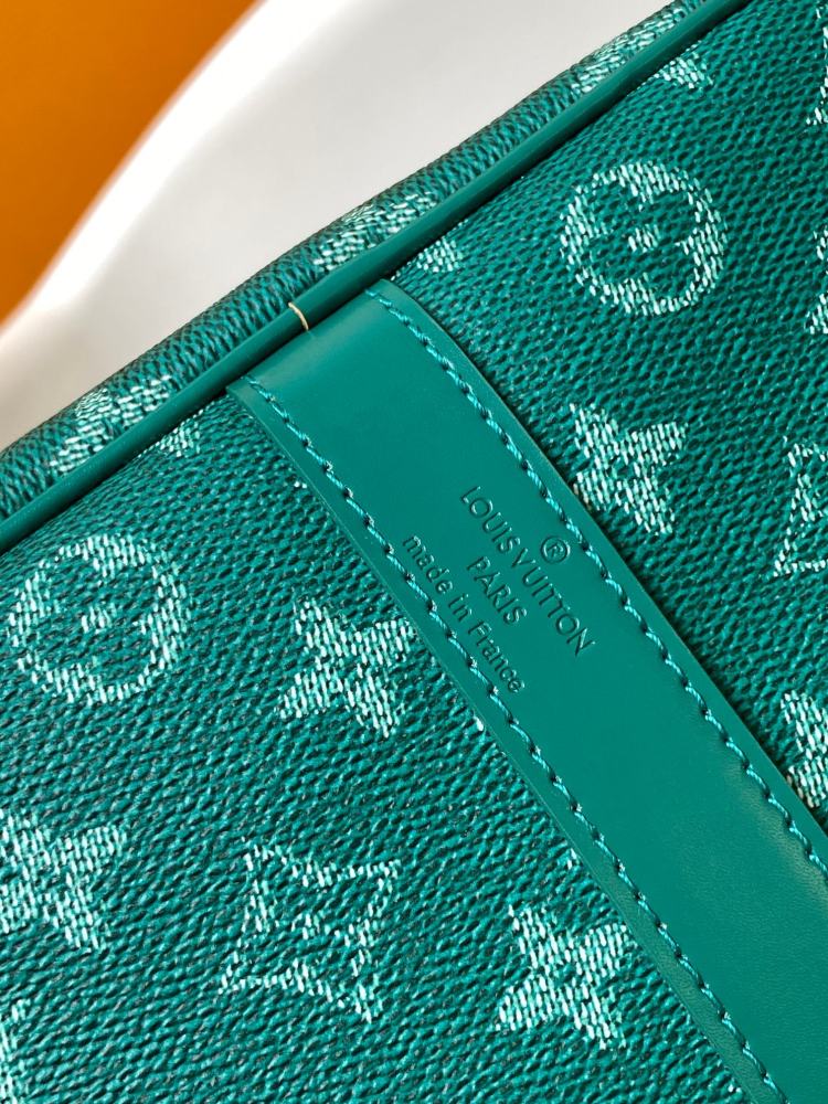 Travel bag