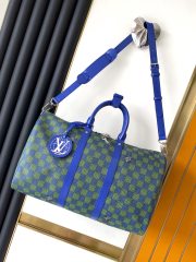 Blue lattice