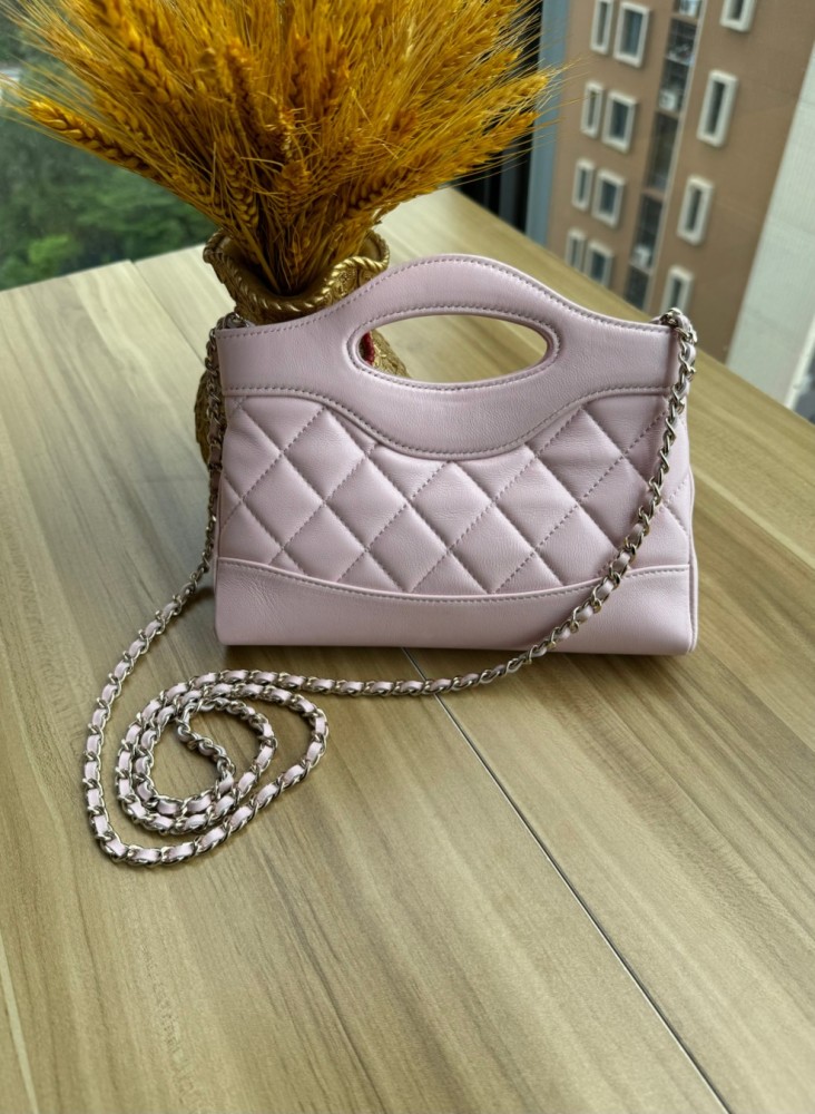 CHANEL Chanel 24S latest 31 mini shopper bag.