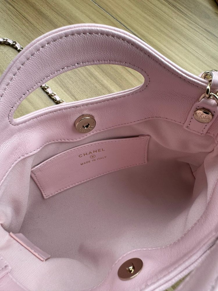 CHANEL Chanel 24S latest 31 mini shopper bag.