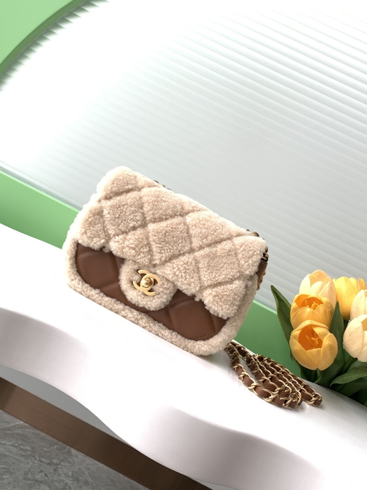 chanel  24k new teddy lamb wool cf series cute value full of points!