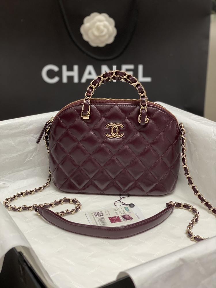 chanel  Season's Little Dark Horse Shell Bag
