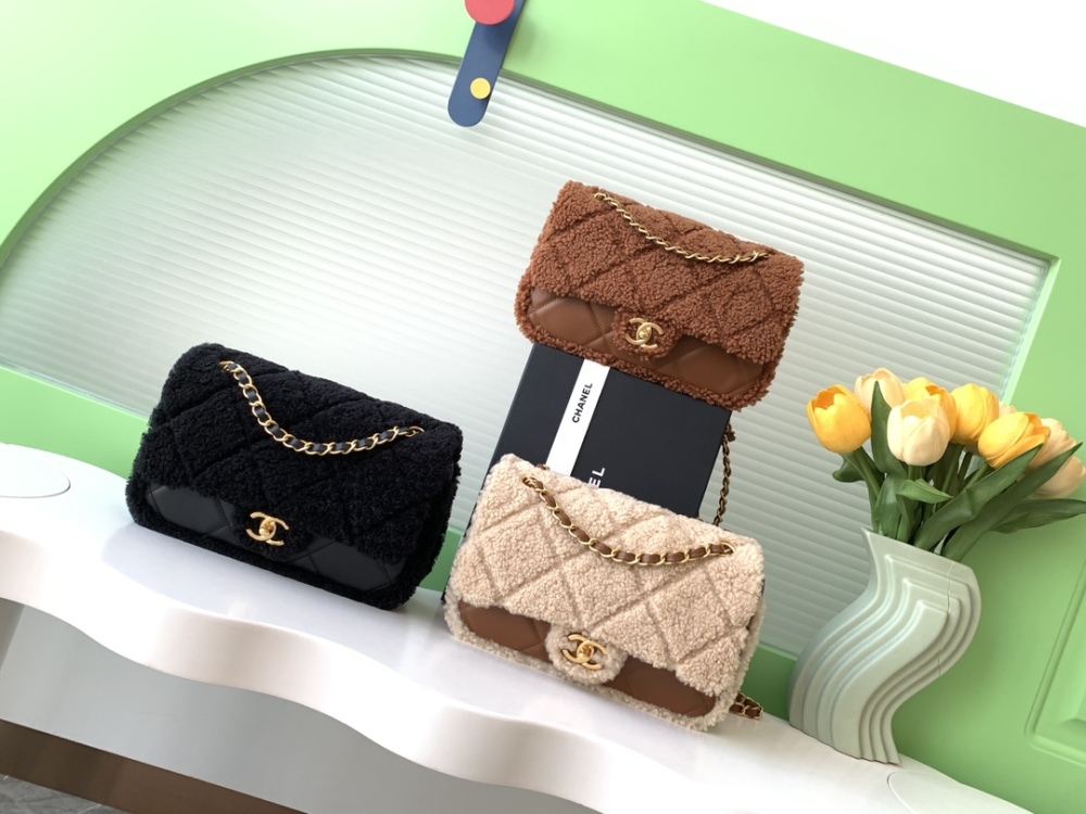 chanel  24k new teddy lamb wool cf series cute value full of points!