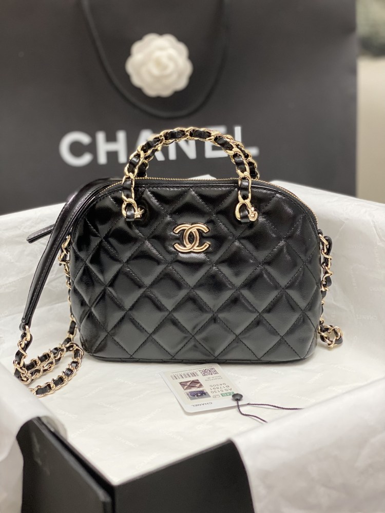 chanel  Season's Little Dark Horse Shell Bag