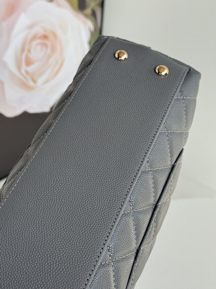 chanel 2024K new 92990 car edge lining with lambskin coco handle Mouth cover handbags