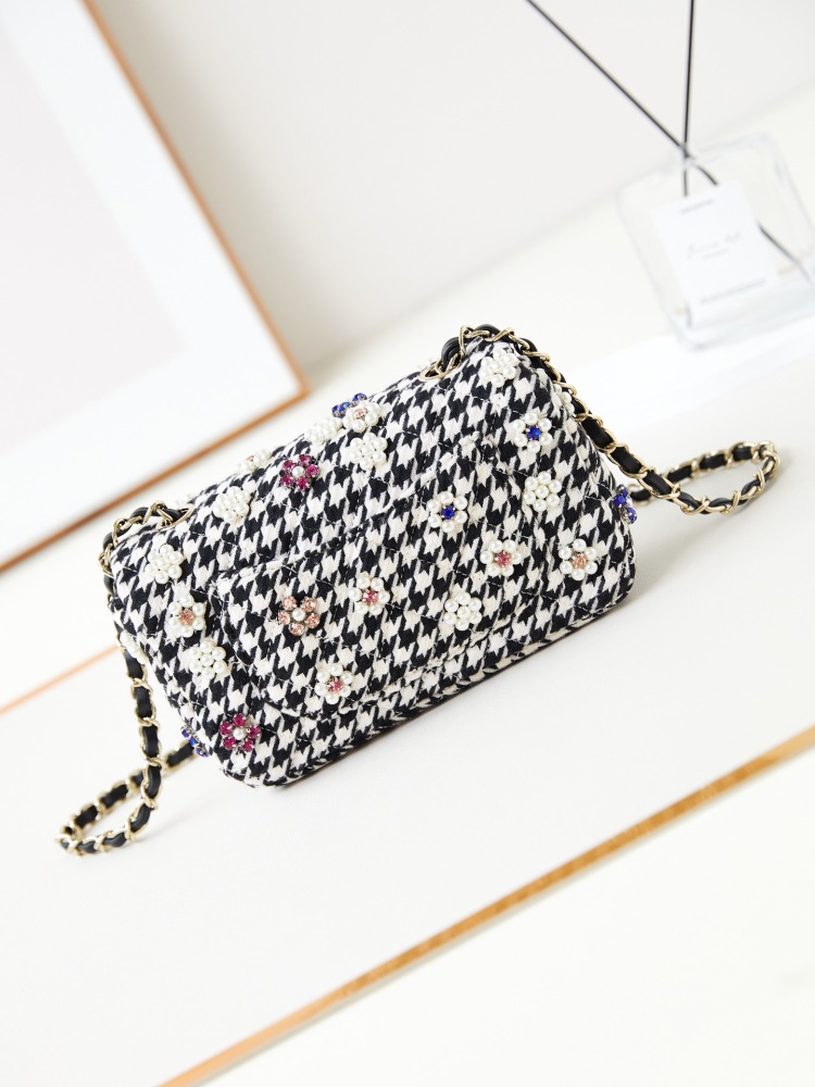 Chanel  24B new spring sequin CF tweed and pearl interwoven
