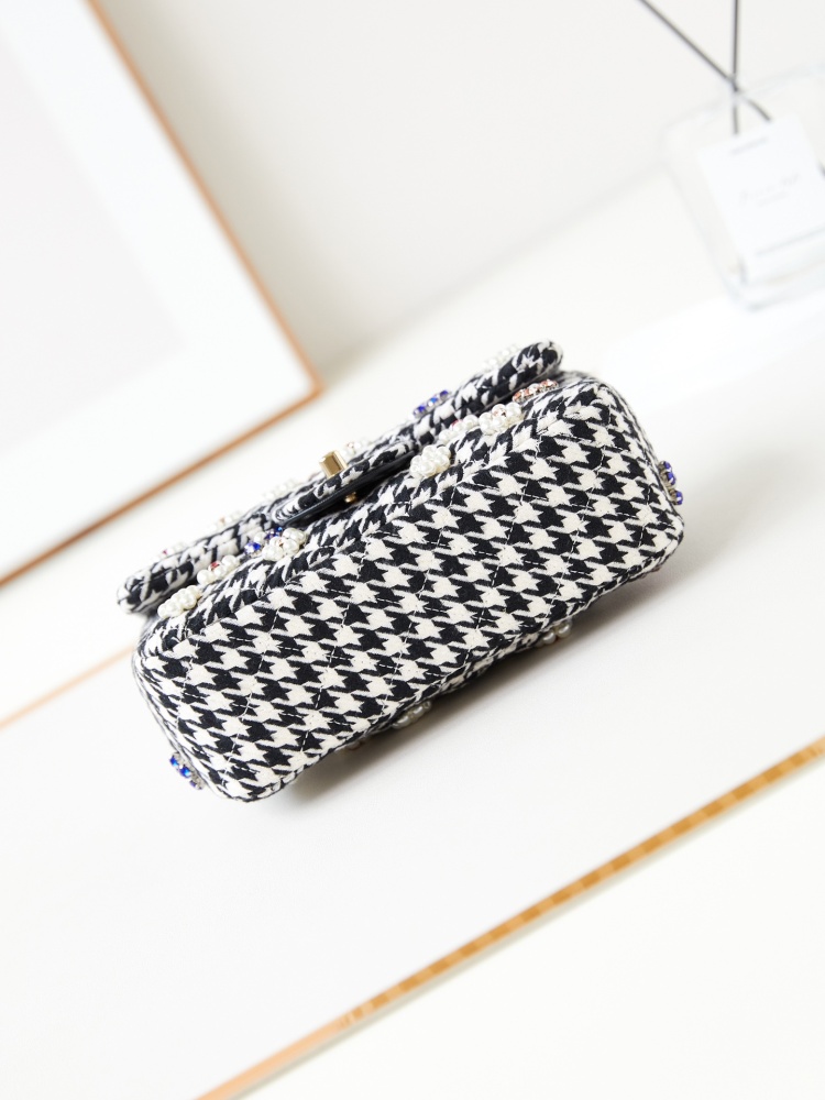 Chanel  24B new spring sequin CF tweed and pearl interwoven