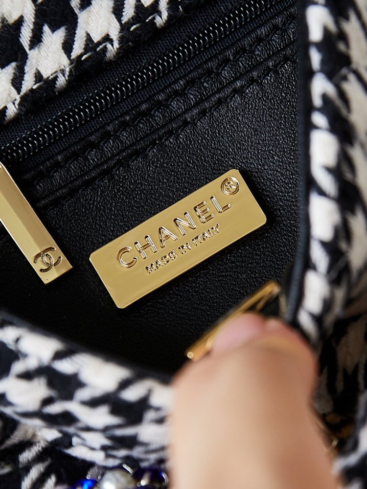Chanel  24B new spring sequin CF tweed and pearl interwoven
