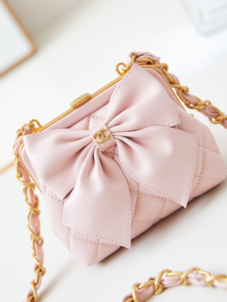 chanel  24A Bow Tie Froggy Bags are so cute,