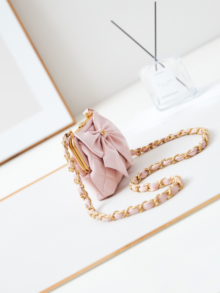 chanel  24A Bow Tie Froggy Bags are so cute,