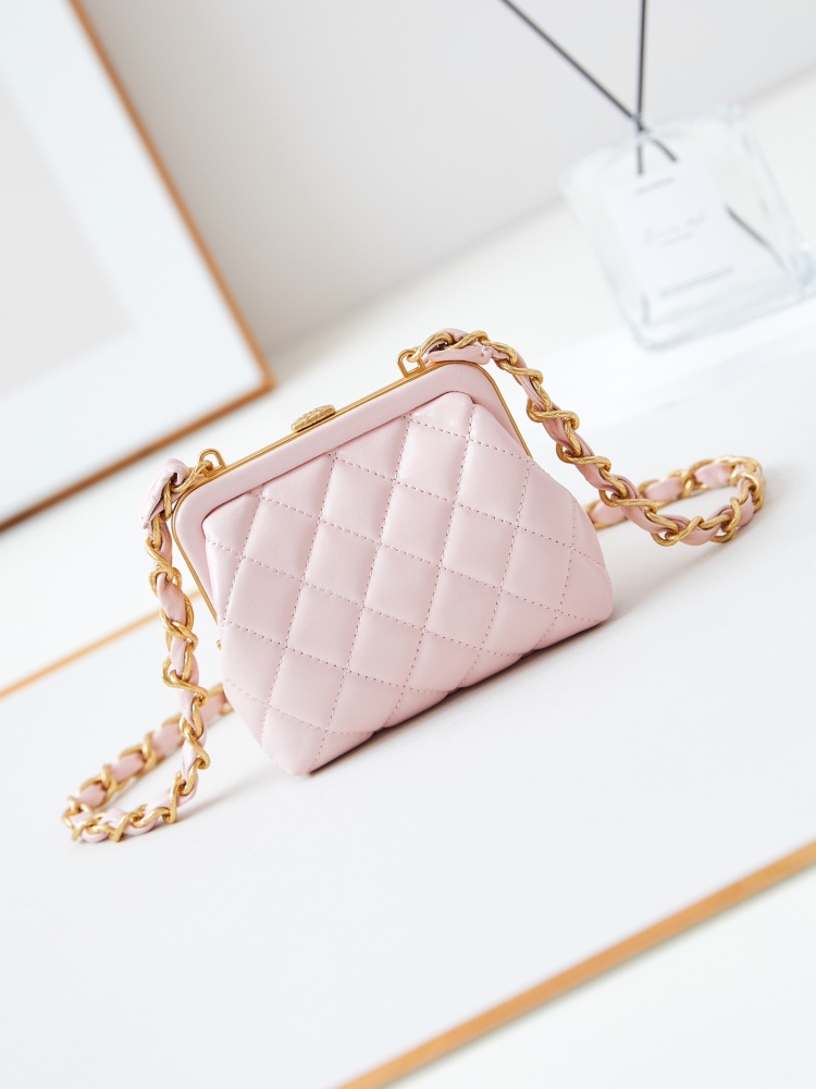 chanel  24A Bow Tie Froggy Bags are so cute,