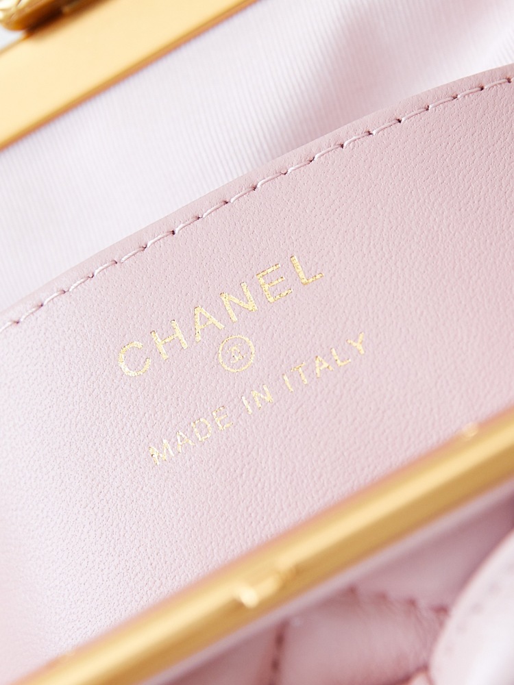 chanel  24A Bow Tie Froggy Bags are so cute,