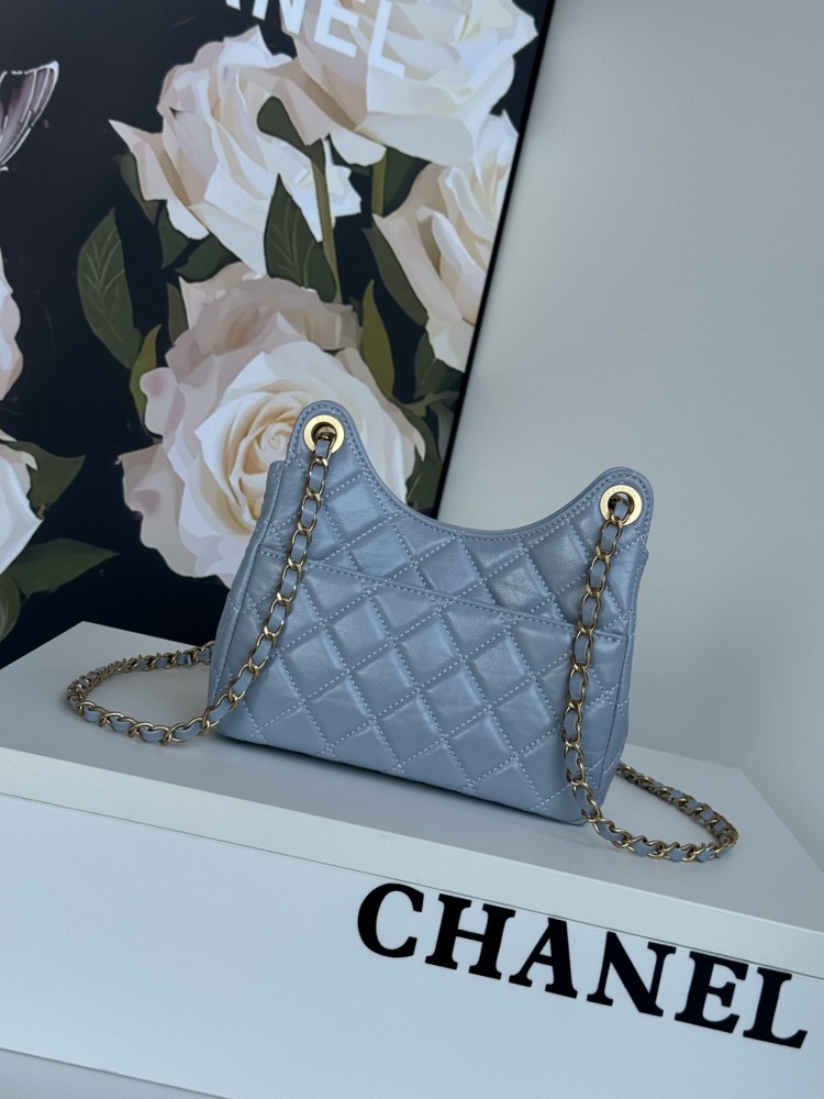 CHANEL hobo hippie bag