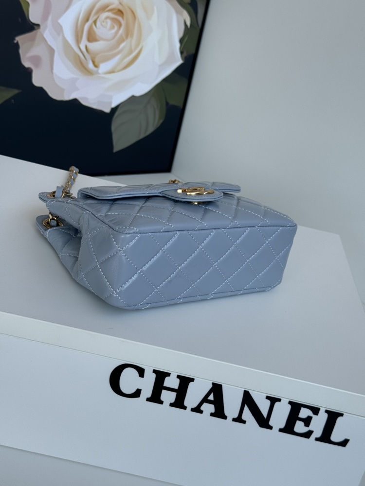 CHANEL hobo hippie bag