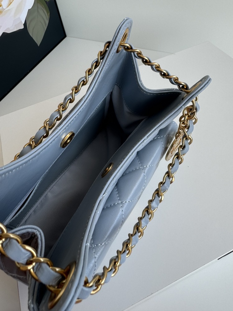 CHANEL hobo hippie bag