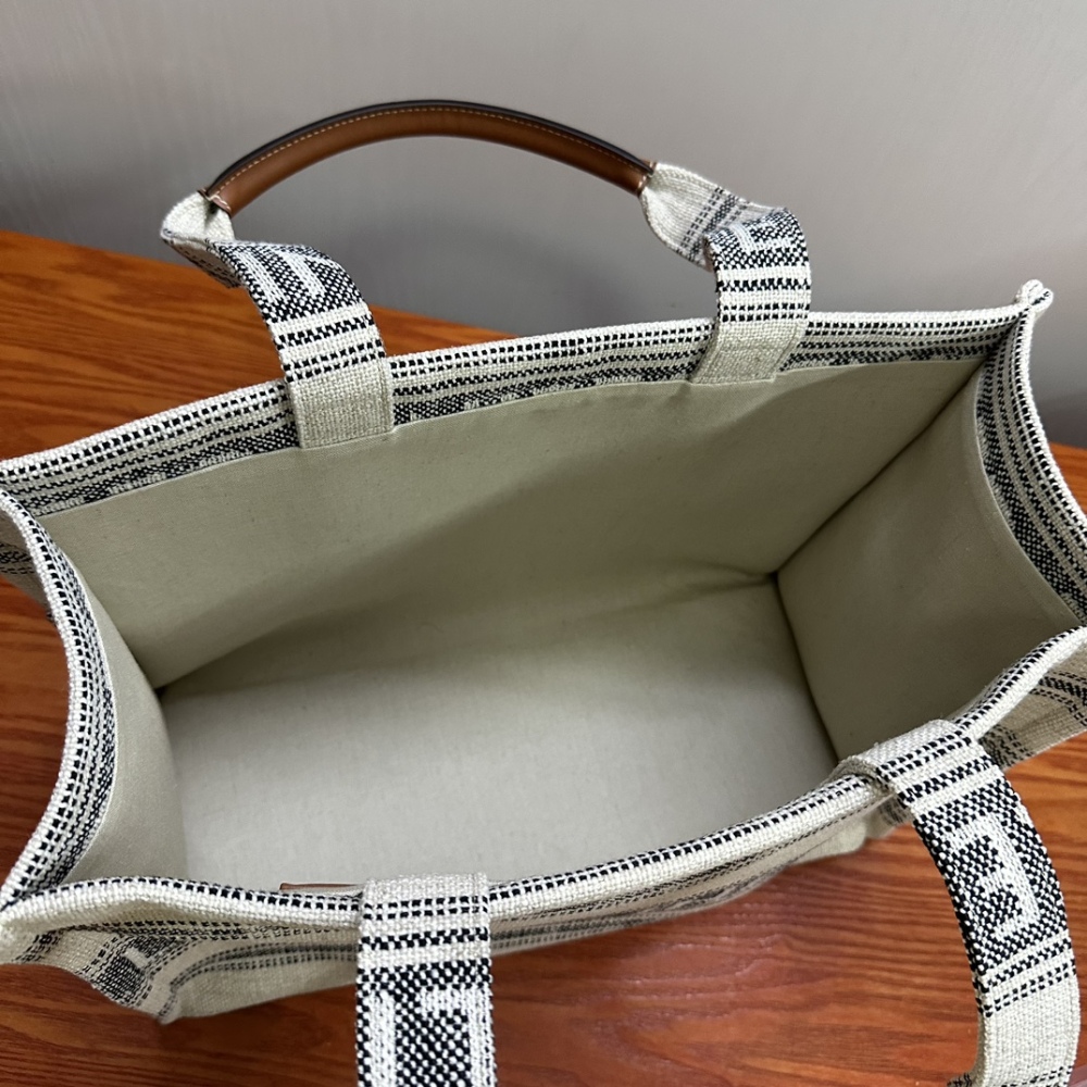 CELINE CABAS THAIS |New Fall Large Tote!