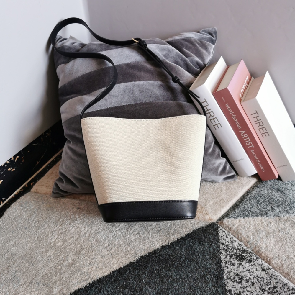 celine CUIR bucket